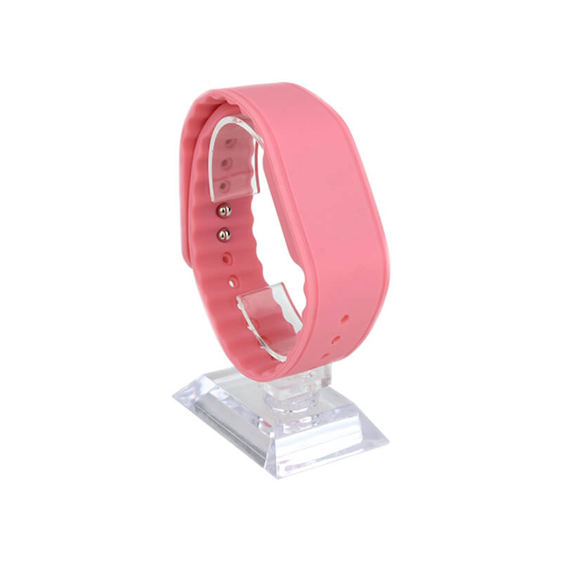 13.56MHz RFID NTAG213 NTAG215 NTAG216 NFC Silicone Wristband Bracelet Manufacturer