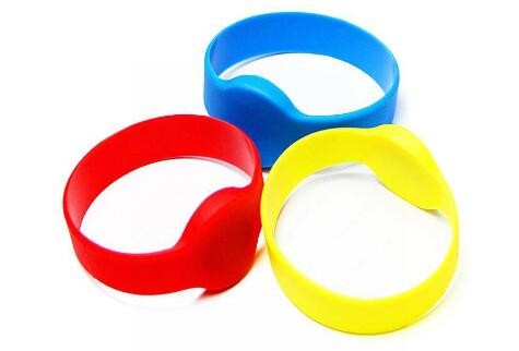 RFID Silicone Wristband Features and Related Application